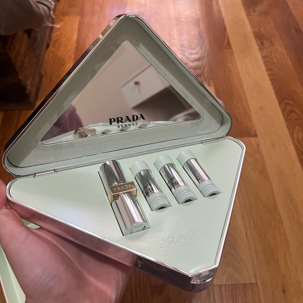 Prada Beauty Clutch - Picture 5 of 7